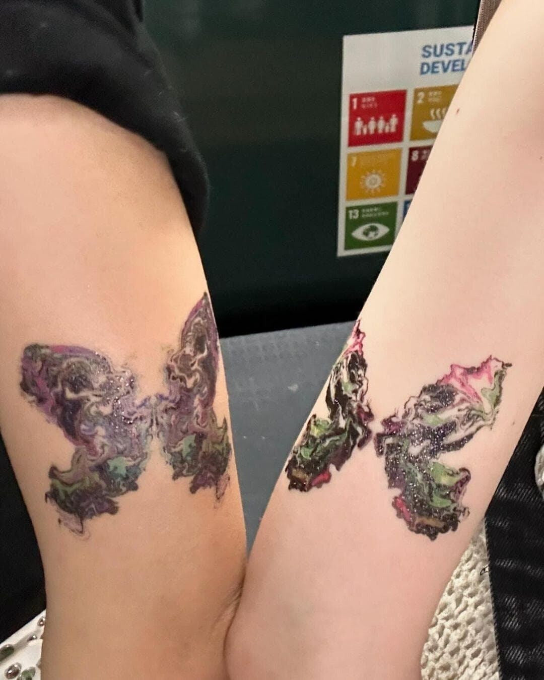 諸行無蝶 - liquid butterfly [ID: TO0025]