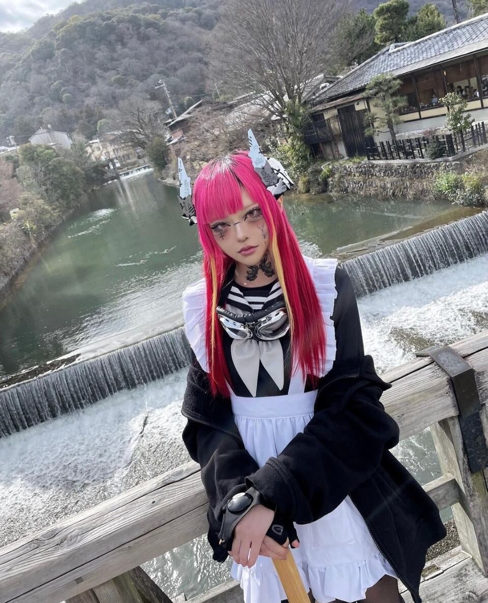 諸行無蝶 - liquid butterfly [ID: TO0025]